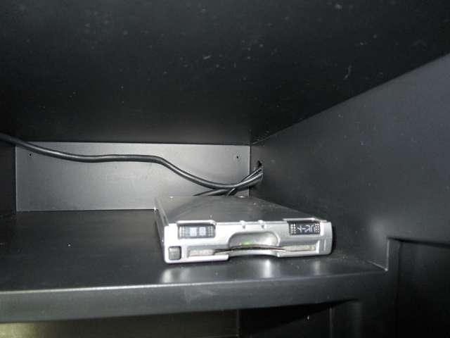 ノート １．２　Ｘ　雹害未修理車（15枚目）