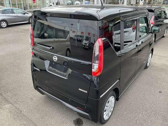 ルークス 660 X 禁煙ワンオーナー左側オートスライドトドア アラモニ 前後衝突軽減ブレーキ ワンオーナー車 禁煙 車線逸脱防止 スマートキー 定期点検記録簿 キーフリー i-stop フルオートエアコン パワーウインドウ バックカメラ 盗難防止 Wエアバック(2枚目)