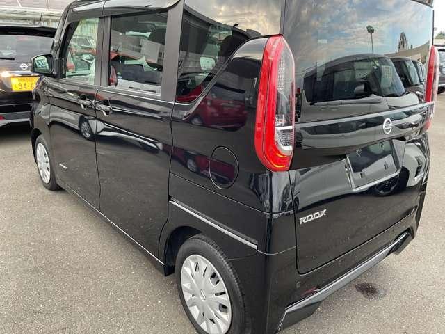 ルークス 660 X 禁煙ワンオーナー左側オートスライドトドア アラモニ 前後衝突軽減ブレーキ ワンオーナー車 禁煙 車線逸脱防止 スマートキー 定期点検記録簿 キーフリー i-stop フルオートエアコン パワーウインドウ バックカメラ 盗難防止 Wエアバック(19枚目)