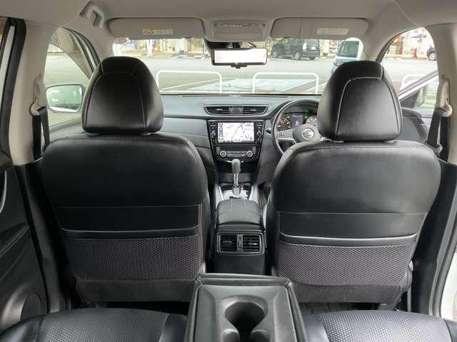 エクストレイル ２．０　２０Ｘ　２列車　４ＷＤ　法人ワンオーナー　ヒョウ災ボディ凹車両　誤発信抑制機能　車線逸脱防止　禁煙　フルタイム４ＷＤ　盗難防止システム　バックモニター　オートエアコン　ナビ＆ＴＶ　スマ－トキ－　アルミ　ワンオーナー車　ＥＴＣ付　ＰＳ　メモリーナビゲーション　寒冷地（4枚目）