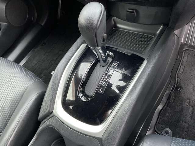 エクストレイル ２．０　２０Ｘ　２列車　４ＷＤ　法人ワンオーナー　ヒョウ災ボディ凹車両　誤発信抑制機能　車線逸脱防止　禁煙　フルタイム４ＷＤ　盗難防止システム　バックモニター　オートエアコン　ナビ＆ＴＶ　スマ－トキ－　アルミ　ワンオーナー車　ＥＴＣ付　ＰＳ　メモリーナビゲーション　寒冷地（9枚目）