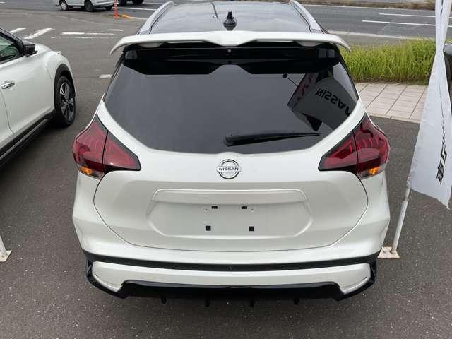 キックス Ｘ　ツートーンインテリアエディション　エマージェンシーＢ　セキュリティ　アラウンドモニター　Ｒカメラ　ＬＥＤ　ワンオーナ　禁煙　エアコン　ドラレコ　スマートキー　記録簿　ＥＴＣ　メモリーナビ　サイドエアバック　ＡＷ　キーレス　寒冷地仕様（19枚目）