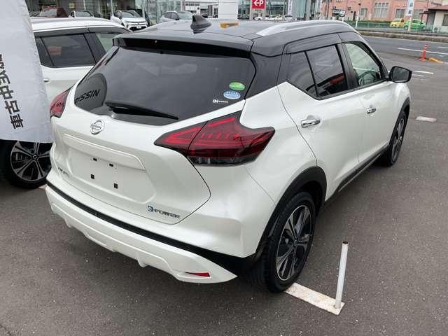 キックス Ｘ　ナビ＆ＴＶ　寒冷地仕様　ワンオ－ナ－車　追従クルコン　スマートキー　ＬＥＤヘッド　レーンアシスト　パワーステアリング　禁煙車　盗難防止システム　ドライブレコーダー　ＥＴＣ　整備記録簿有　メモリーナビ（2枚目）