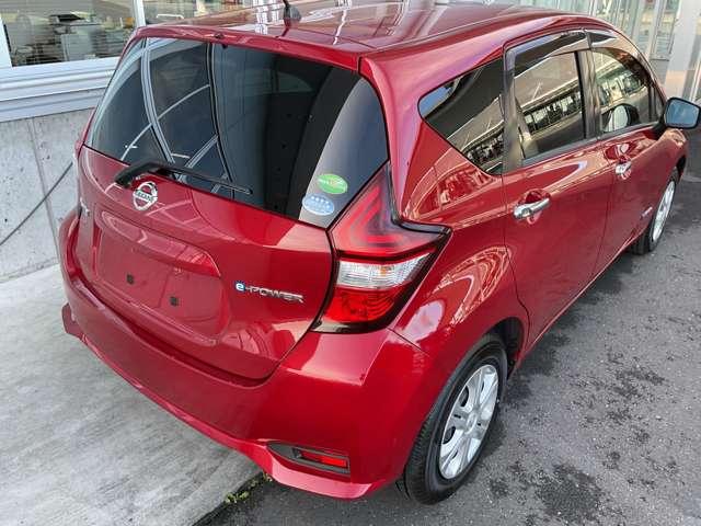 ノート １．２　ｅ－ＰＯＷＥＲ　Ｘ　禁煙ワンオーナー　禁煙　記録簿付　Ｒカメラ　運転席助手席エアバック　レーンキープ　ＡＵＴＯエアコン　１オーナー　盗難防止システム　ナビＴＶ　運転席エアバッグ　キーレスエントリー　ドラレコ　ＥＴＣ車載器　パワーウィンドウ（2枚目）