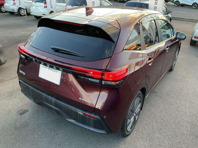 ノート １．２　Ｘ　エアリーグレー　エディション　禁煙ワンオーナー　寒冷地　リアカメラ　衝突被害軽減ブレ－キ　全方位カメラ　ＥＴＣ付　寒冷地仕様　禁煙車　ＬＥＤヘッドライト　レーダークルーズ　レーンアシスト　インテリジェントキー　ワンオーナー　ドラレコ　アイドリングストップ（2枚目）