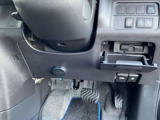 セレナ １．２　ｅ－ＰＯＷＥＲ　ハイウェイスター　Ｖ　禁煙ワンオーナー　ヒョウ災車両　３６０°カメラ　エマジェンシーブレーキ　１オナ　パーキングアシスト　スマキー　バックカメラ　禁煙　ＬＥＤ　レーンアシスト　点検記録簿付　ＥＴＣ　ドラレコ　Ａストップ　イモビ　サイドカーテンエアバック（8枚目）