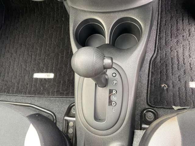 ノート １．２　Ｘ　禁煙ワンオーナー　レーダーブレーキサポート　ＥＴＣ搭載　禁煙　１オーナー車　記録簿付き　スマトキー　セキュリティーアラーム　キーレス　運転席助手席エアバッグ　ナビＴＶ　ワンセグ　エアコン　パワーウィンドウ　ＡＢＳ（8枚目）