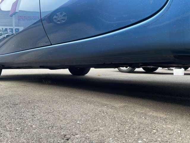 ノート １．２　Ｘ　禁煙ワンオーナー　レーダーブレーキサポート　ＥＴＣ搭載　禁煙　１オーナー車　記録簿付き　スマトキー　セキュリティーアラーム　キーレス　運転席助手席エアバッグ　ナビＴＶ　ワンセグ　エアコン　パワーウィンドウ　ＡＢＳ（17枚目）