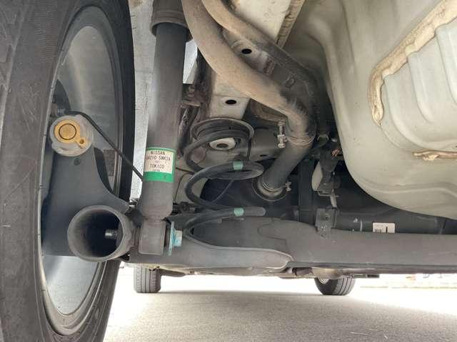 ノート 1.2 e-POWER X 禁煙ワンオーナー LEDオートライト 禁煙 360°カメラ 記録簿付 Rカメラ 運転席助手席エアバック レーンキープ AUTOエアコン 1オーナー 盗難防止システム ナビTV サイドカメラ 運転席エアバッグ キーレスエントリー パワステ(5枚目)