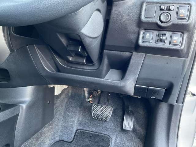 ノート 1.2 X FOUR Vセレクション プラスセーフティ 4WD 禁煙ワンオーナーナビ前後ドラレコ ワンセグTV パワーウィンドウ パワーステアリング 車線逸脱警報装置 エアコン ABS 切替4WD Bカメラ 盗難防止システム 全周囲カメラ メモリーナビ インテリジェントキー ドラレコ 禁煙車(7枚目)