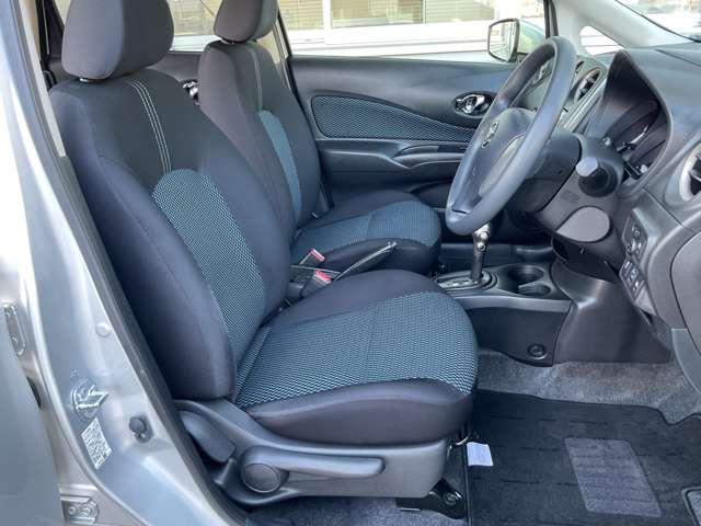 ノート 1.2 X FOUR Vセレクション プラスセーフティ 4WD 禁煙ワンオーナーナビ前後ドラレコ ワンセグTV パワーウィンドウ パワーステアリング 車線逸脱警報装置 エアコン ABS 切替4WD Bカメラ 盗難防止システム 全周囲カメラ メモリーナビ インテリジェントキー ドラレコ 禁煙車(17枚目)