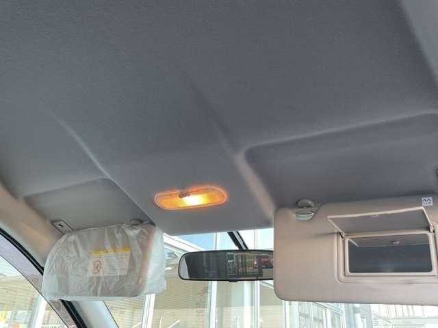 マーチ 1.2 X Vセレクション 禁煙ワンオーナー電動格納ネオコンポール 盗難防止装置 バックカメラ スマートキー オートエアコン キーフリー 禁煙車 アイドリングストップ Wエアバック メンテナンスノート ワンオーナー ワンセグTV ABS パワーウィンドウ メモリーナビ(13枚目)