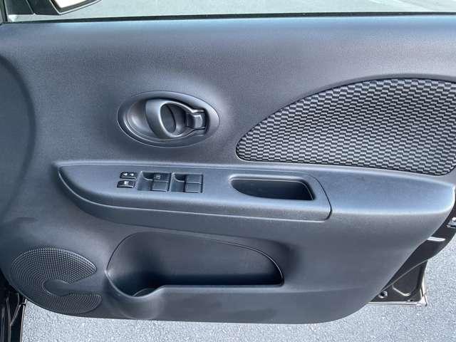 マーチ 1.2 X Vセレクション 禁煙ワンオーナー電動格納ネオコンポール 盗難防止装置 バックカメラ スマートキー オートエアコン キーフリー 禁煙車 アイドリングストップ Wエアバック メンテナンスノート ワンオーナー ワンセグTV ABS パワーウィンドウ メモリーナビ(14枚目)