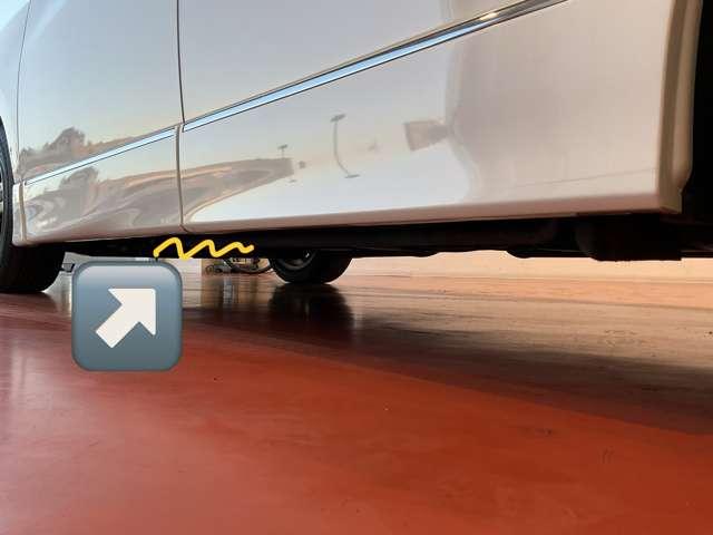 エルグランド ２．５　２５０ハイウェイスター　アーバンクロム　４ＷＤ　禁煙ワンオーナー　サイドカメラ　ワンオーナー　ＡＢＳ　Ｂカメラ　ナビＴＶ　盗難防止システム　ＥＴＣ　ＨＤＤナビ　オートエアコン　禁煙車　アルミ　両側自動ドア　全周囲モニター　切替４ＷＤ　寒冷地　Ｓキー　Ｗエアバック（18枚目）