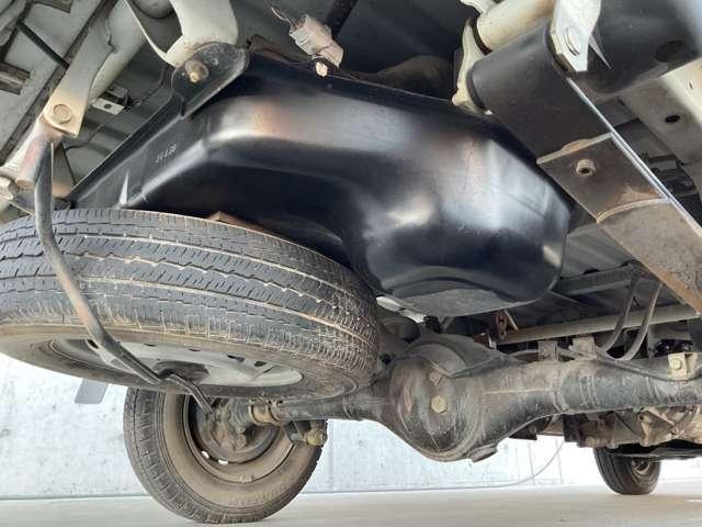 クリッパートラック ６６０　ＳＤ　４ＷＤ　ワンオーナー　パートタイム４ＷＤ　エアバック（5枚目）