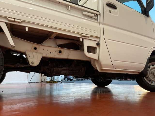 クリッパートラック ６６０　ＳＤ　４ＷＤ　ワンオーナー　パートタイム４ＷＤ　エアバック（15枚目）