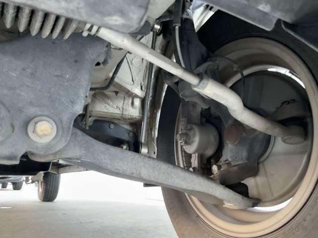 ＮＶ１００クリッパーバン ６６０　ＤＸ　エマージェンシーブレーキ　パッケージ　ハイルーフ　５ＡＧＳ車　ワンオーナー　後方修理跡　エマジェンシーブレーキ　助手席エアバック　運転席エアバック　ワンオーナー車　整備点検記録簿　リモコンキー　マニュアルエアコン　パワステ　ＡＢＳ（6枚目）