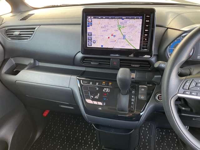 ルークス ６６０　ハイウェイスターＸ　プロパイロット　エディション　当社展示試乗車　左右パワースライドドア　アイドリング　イモビ　パノラマモニター　助手席エアバッグ　衝突軽減ブレーキ　ＰＷ　ナビ＆ＴＶ　１セグ　禁煙　ＬＥＤヘッドライト　ＬＤＷ　スマートキー　ＥＴＣ　ワンオーナー車（7枚目）