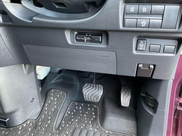 ルークス ６６０　ハイウェイスターＸ　プロパイロット　エディション　当社展示試乗車　左右パワースライドドア　アイドリング　イモビ　パノラマモニター　助手席エアバッグ　衝突軽減ブレーキ　ＰＷ　ナビ＆ＴＶ　１セグ　禁煙　ＬＥＤヘッドライト　ＬＤＷ　スマートキー　ＥＴＣ　ワンオーナー車（8枚目）