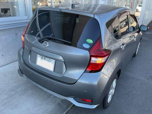 ノート １．２　Ｘ　禁煙ワンオーナー　レーダーブレーキサポート　ＥＴＣ搭載　禁煙　１オーナー車　記録簿付き　Ｄレコ　スマトキー　セキュリティーアラーム　キーレス　運転席助手席エアバッグ　ナビＴＶ　ワンセグ　バックカメラ　エアコン　ＡＢＳ（2枚目）