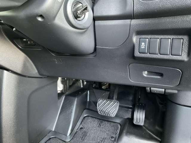 エクストレイル 2.0 20X 4WD 禁煙ワンオーナーHID 取説記録簿 Bカメ キーレスキー スマキー サイドカメラ パートタイム4WD 1オーナー 運転席助手席エアバッグ ナビテレビ イモビライザー ETC車載器 ワンセグ パワーウィンド AUTOエアコン(8枚目)