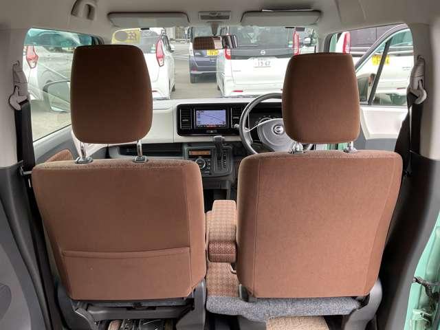 モコ ６６０　Ｘ　ＦＯＵＲ　４ＷＤ　禁煙ワンオーナー純正ナビ　シートヒーター　寒冷地　ナビＴＶ　フルオートエアコン　キーフリー　４ＷＤ車　エアバック　禁煙車　ＡＢＳ　アイドリングストップ　パワーウィンドウ　盗難防止装置　パワーステアリング　アルミ　助手席エアバッグ　ワンセグＴＶ（4枚目）