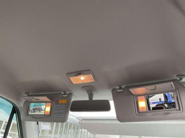 モコ ６６０　Ｘ　ＦＯＵＲ　４ＷＤ　禁煙ワンオーナー純正ナビ　シートヒーター　寒冷地　ナビＴＶ　フルオートエアコン　キーフリー　４ＷＤ車　エアバック　禁煙車　ＡＢＳ　アイドリングストップ　パワーウィンドウ　盗難防止装置　パワーステアリング　アルミ　助手席エアバッグ　ワンセグＴＶ（10枚目）