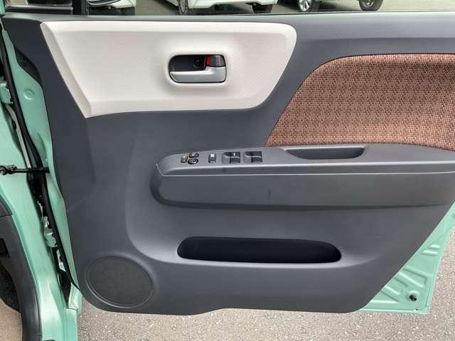 モコ ６６０　Ｘ　ＦＯＵＲ　４ＷＤ　禁煙ワンオーナー純正ナビ　シートヒーター　寒冷地　ナビＴＶ　フルオートエアコン　キーフリー　４ＷＤ車　エアバック　禁煙車　ＡＢＳ　アイドリングストップ　パワーウィンドウ　盗難防止装置　パワーステアリング　アルミ　助手席エアバッグ　ワンセグＴＶ（11枚目）