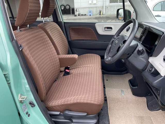 モコ ６６０　Ｘ　ＦＯＵＲ　４ＷＤ　禁煙ワンオーナー純正ナビ　シートヒーター　寒冷地　ナビＴＶ　フルオートエアコン　キーフリー　４ＷＤ車　エアバック　禁煙車　ＡＢＳ　アイドリングストップ　パワーウィンドウ　盗難防止装置　パワーステアリング　アルミ　助手席エアバッグ　ワンセグＴＶ（12枚目）