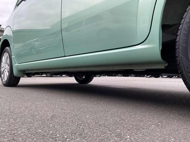 モコ ６６０　Ｘ　ＦＯＵＲ　４ＷＤ　禁煙ワンオーナー純正ナビ　シートヒーター　寒冷地　ナビＴＶ　フルオートエアコン　キーフリー　４ＷＤ車　エアバック　禁煙車　ＡＢＳ　アイドリングストップ　パワーウィンドウ　盗難防止装置　パワーステアリング　アルミ　助手席エアバッグ　ワンセグＴＶ（16枚目）