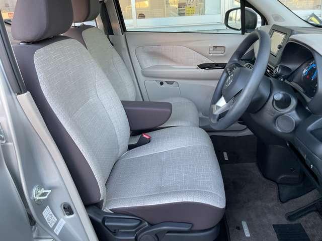 デイズ ６６０　Ｘ　禁煙ワンオーナー　ヒョウ衝突車　アラウンドＭ　踏み間違え防止　禁煙　スマートキー　イモビライザー　バックカメラ　１オーナー　レーンキープ　アイドリングストップ　キーレス　フルオートエアコン　ナビＴＶ　ＷＡＢ　記録簿　運転席エアバック（13枚目）