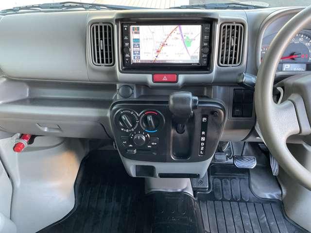 ＮＶ１００クリッパーバン ６６０　ＤＸ　ＧＬセーフティパッケージ　ハイルーフ　４ＷＤ　４．５点認定車　法人ワンオーナー　リースＵＰ　ワンセグテレビ　エマブレ　車線逸脱防止　Ｗエアバッグ　寒冷地　エアーバッグ　ＰＳ　ワンオーナー　４ＷＤ　ドライブレコーダー　リモコンキー　ＥＴＣ　マニュアルエアコン　ＴＶ　ＡＢＳ　前席パワーウインドウ（8枚目）