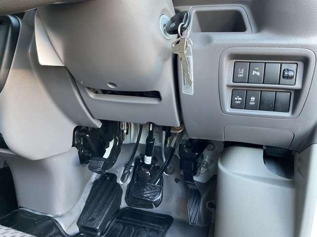 ＮＶ１００クリッパーバン ６６０　ＤＸ　ＧＬセーフティパッケージ　ハイルーフ　４ＷＤ　４．５点認定車　法人ワンオーナー　リースＵＰ　ワンセグテレビ　エマブレ　車線逸脱防止　Ｗエアバッグ　寒冷地　エアーバッグ　ＰＳ　ワンオーナー　４ＷＤ　ドライブレコーダー　リモコンキー　ＥＴＣ　マニュアルエアコン　ＴＶ　ＡＢＳ　前席パワーウインドウ（9枚目）