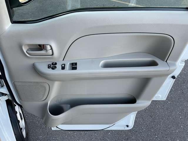 ＮＶ１００クリッパーバン ６６０　ＤＸ　ＧＬセーフティパッケージ　ハイルーフ　４ＷＤ　４．５点認定車　法人ワンオーナー　リースＵＰ　ワンセグテレビ　エマブレ　車線逸脱防止　Ｗエアバッグ　寒冷地　エアーバッグ　ＰＳ　ワンオーナー　４ＷＤ　ドライブレコーダー　リモコンキー　ＥＴＣ　マニュアルエアコン　ＴＶ　ＡＢＳ　前席パワーウインドウ（16枚目）