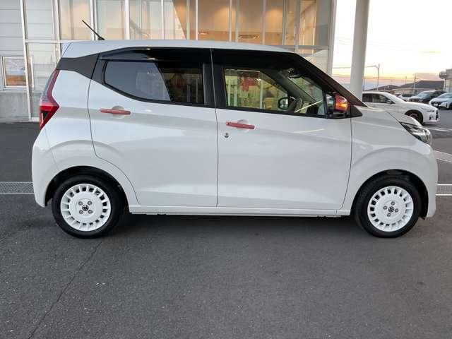 デイズ ６６０　ボレロ　禁煙ワンオーナー　ディスプレイオーディオ　全周囲モニター　禁煙車　１オーナー　車線逸脱警報　ドライブレコーダー　フルオートエアコン　スマートキー　Ｗエアバック　アイドリングストップ　衝突回避支援（16枚目）