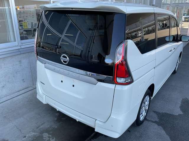 セレナ ２．０　ＸＶ　チェアキャブ　スロープタイプ　車いす２名仕様　法人ワンオーナー（2枚目）