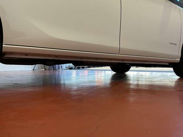 セレナ ２．０　ＸＶ　チェアキャブ　スロープタイプ　車いす２名仕様　法人ワンオーナー（18枚目）