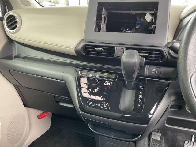 デイズ ６６０　Ｘ　当社試乗展示代車社用車　禁煙ワンオーナー　アラウンドＭ　踏み間違え防止　禁煙　スマートキー　イモビライザー　バックカメラ　１オーナー　レーンキープ　アイドリングストップ　キーレス　フルオートエアコン　ＷＡＢ　記録簿　運転席エアバック　ＰＳ（7枚目）