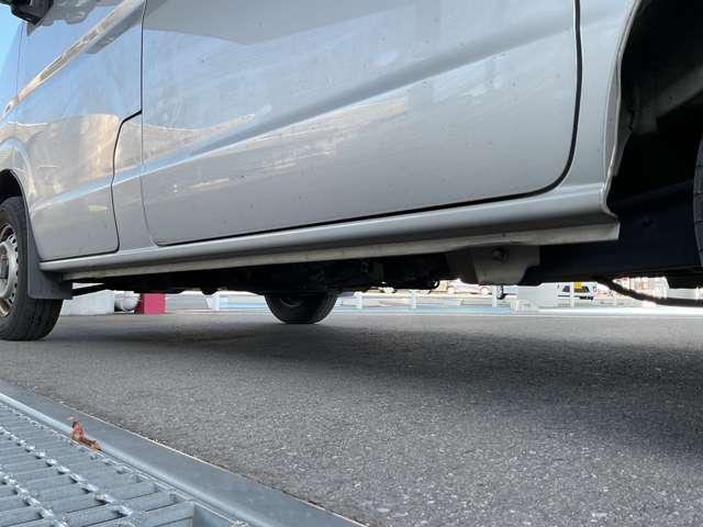 ＮＶ１００クリッパーバン ＤＸ　助手席エアバック　キーレスキー　パワーウィンドー　ワンオーナー　パワステ付き　運転席エアバック　エアコン　整備記録簿　ＡＢＳ付き（12枚目）