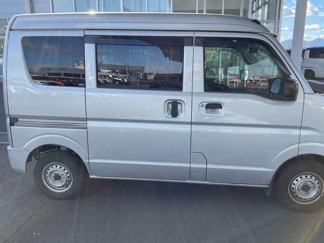 ＮＶ１００クリッパーバン ＤＸ　助手席エアバック　キーレスキー　パワーウィンドー　ワンオーナー　パワステ付き　運転席エアバック　エアコン　整備記録簿　ＡＢＳ付き（14枚目）