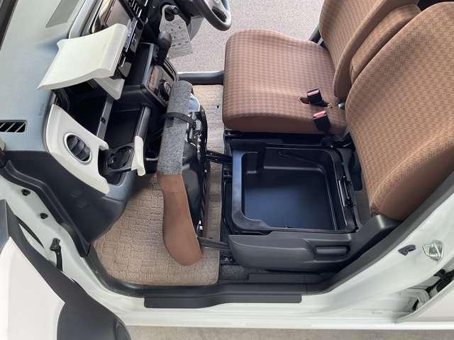 モコ 660 X 禁煙車 パワーウインド ATエアコン Bモニター 禁煙 ナビテレビ イモビライザー デュアルエアバッグ ワンセグ スマキー 運転席エアバッグ キーレスエントリー メモリーナビ パワステ ABS(13枚目)