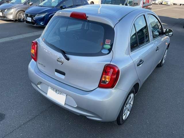 マーチ 1.2 S 当社代車/社用車 リモコンキー メンテナンスノート 1オーナ- 運転席助手席エアバック キーレス 禁煙車 パワーウインド オートエアコン PS 運転席エアバッグ ABS(2枚目)