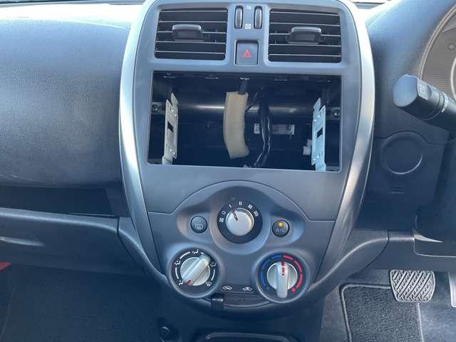 マーチ 1.2 S 当社代車/社用車 リモコンキー メンテナンスノート 1オーナ- 運転席助手席エアバック キーレス 禁煙車 パワーウインド オートエアコン PS 運転席エアバッグ ABS(8枚目)