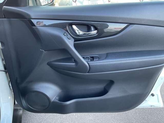 エクストレイル 2.0 20Xi 2列車 4WD 禁煙ワンオーナーデカナビ 全周囲カメラ セキュリティ リアカメラ ワンオナ 追従クルーズ LED ドライブレコーダ 禁煙車 インテリジェントキー LDW サイドカメラ ETC Aストップ AAC ナビ&TV メモリーナビ キーフリー ABS(13枚目)