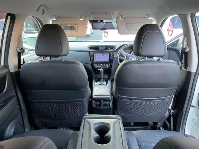 エクストレイル 2.0 20Xi 2列車 4WD 禁煙ワンオーナーデカナビ 全周囲カメラ セキュリティ リアカメラ ワンオナ 追従クルーズ LED ドライブレコーダ 禁煙車 インテリジェントキー LDW サイドカメラ ETC Aストップ AAC ナビ&TV メモリーナビ キーフリー ABS(18枚目)