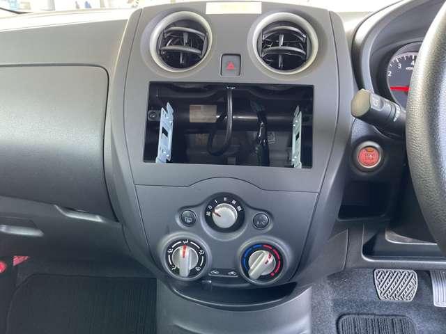 ノート 1.2 X 当社代車社用車 禁煙 1オーナー車 記録簿付き スマトキー セキュリティーアラーム キーレス 運転席助手席エアバッグ エアコン パワーウィンドウ パワーステアリング ABS 運転席エアバック A-STOP(7枚目)