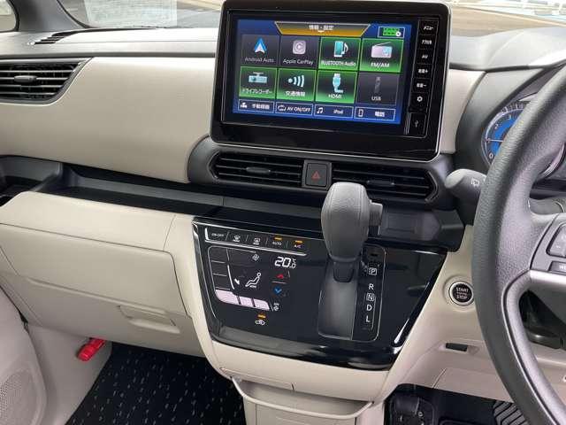 ルークス 660 X 助手席スライドアップシート 当社展示試乗車 青白2トーン色(7枚目)