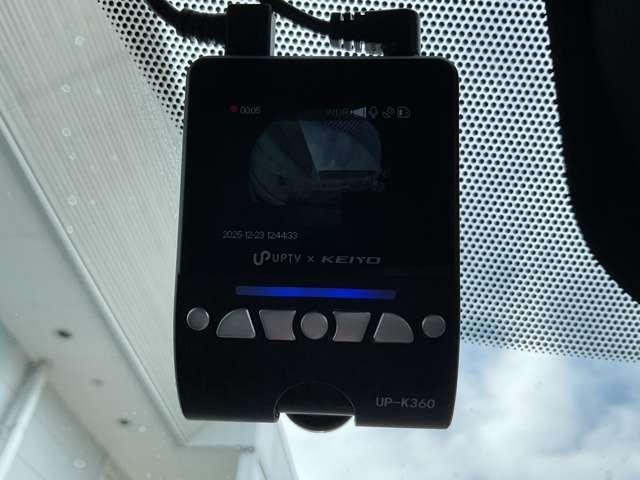 エクストレイル １．５　Ｘ　ｅ－４ＯＲＣＥ　４ＷＤ　禁煙ワンオーナーパワーバックドア　エマブレ　１オーナー　レーンキープアシスト　アダプティブクルーズコントロール　禁煙　バックモニター　ＬＥＤヘッドライト　ドラレコ　インテリジェントキー　ＥＴＣ　４ＷＤ　記録簿　寒冷地仕様　ＡＡＣ（11枚目）