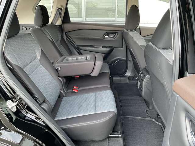 エクストレイル １．５　Ｘ　ｅ－４ＯＲＣＥ　４ＷＤ　禁煙ワンオーナーパワーバックドア　エマブレ　１オーナー　レーンキープアシスト　アダプティブクルーズコントロール　禁煙　バックモニター　ＬＥＤヘッドライト　ドラレコ　インテリジェントキー　ＥＴＣ　４ＷＤ　記録簿　寒冷地仕様　ＡＡＣ（14枚目）