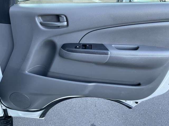 ＮＶ３５０キャラバンバン ２．５　ＤＸ　ロングボディ　ディーゼルターボ　法人リースＵＰ　低床６人乗　衝突軽減ブレーキ　エアバック　バックカメラ付　パワーウインドウ　エアコン　ワイヤレスキー　ワンセグテレビ　ＰＳ　ＥＴＣ付き　ＡＢＳ　メモリーナビ　ドライブレコーダー　ナビＴＶ　ワンオーナー　記録簿あり（11枚目）